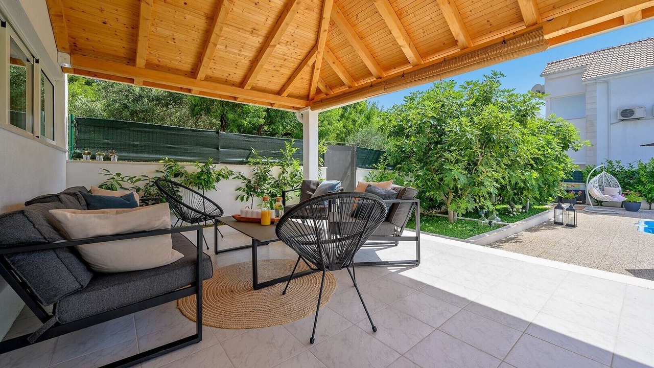 Photo of Outdoor in Cove Makarac (Milna)