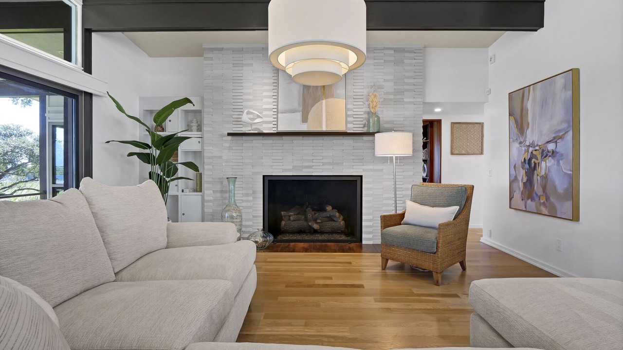Photo of Livingroom in Ogden