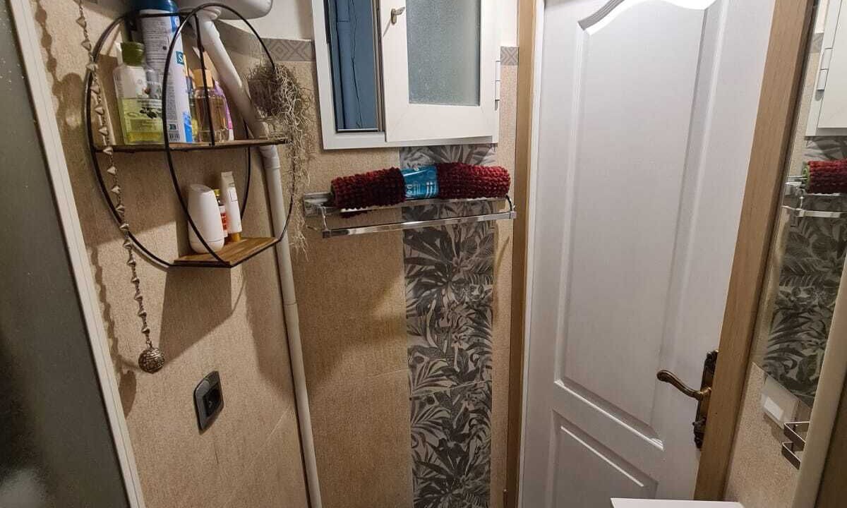 Photo of Bathroom in Vernier