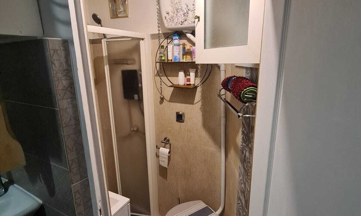 Photo of Bathroom in Vernier