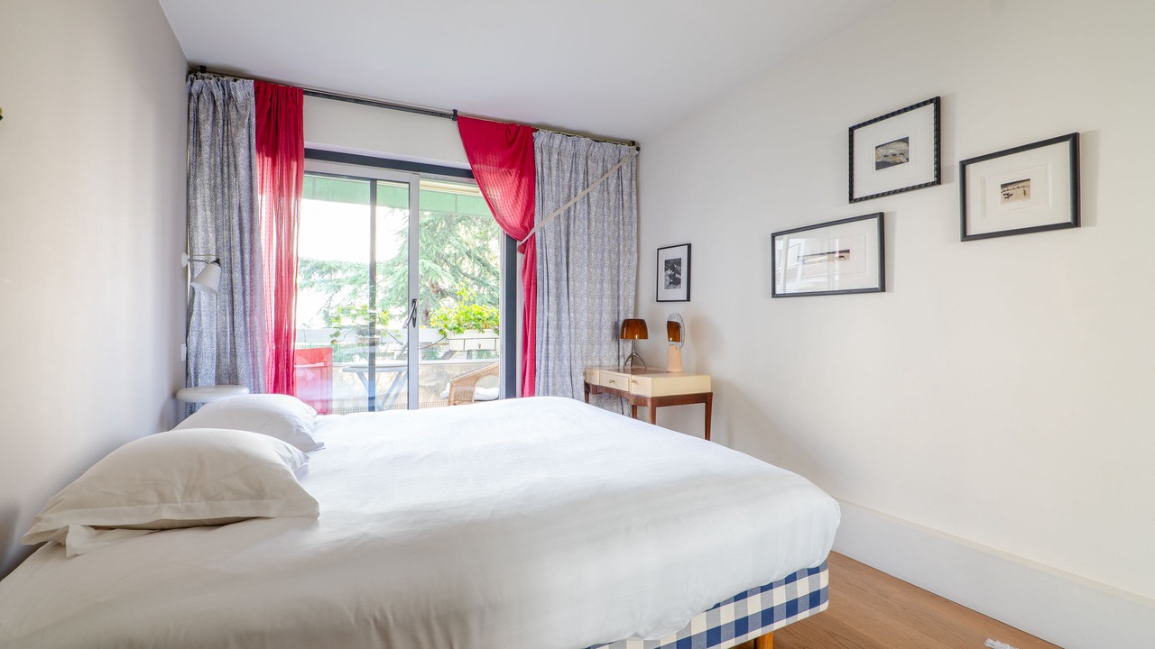 Photo of Bedroom in Grenelle