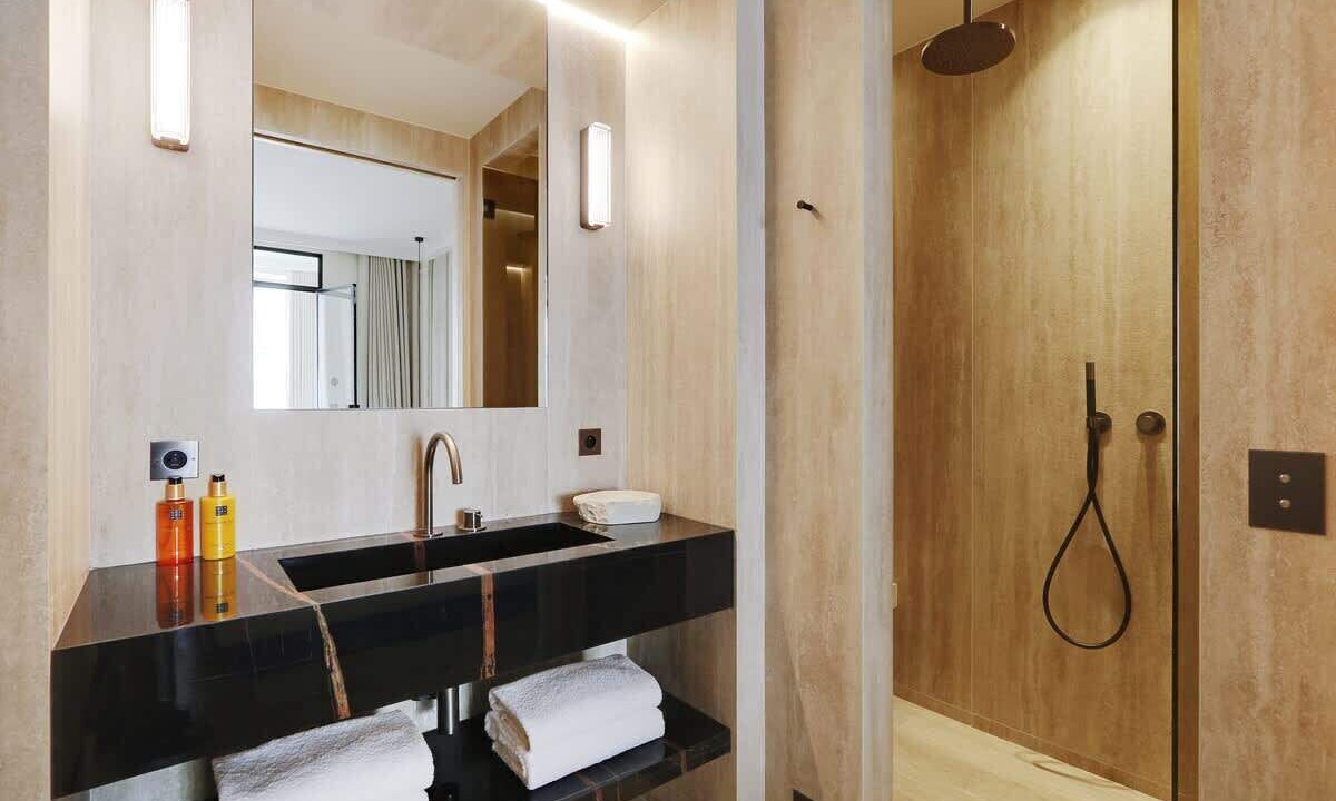 Photo of Bathroom in Les Halles