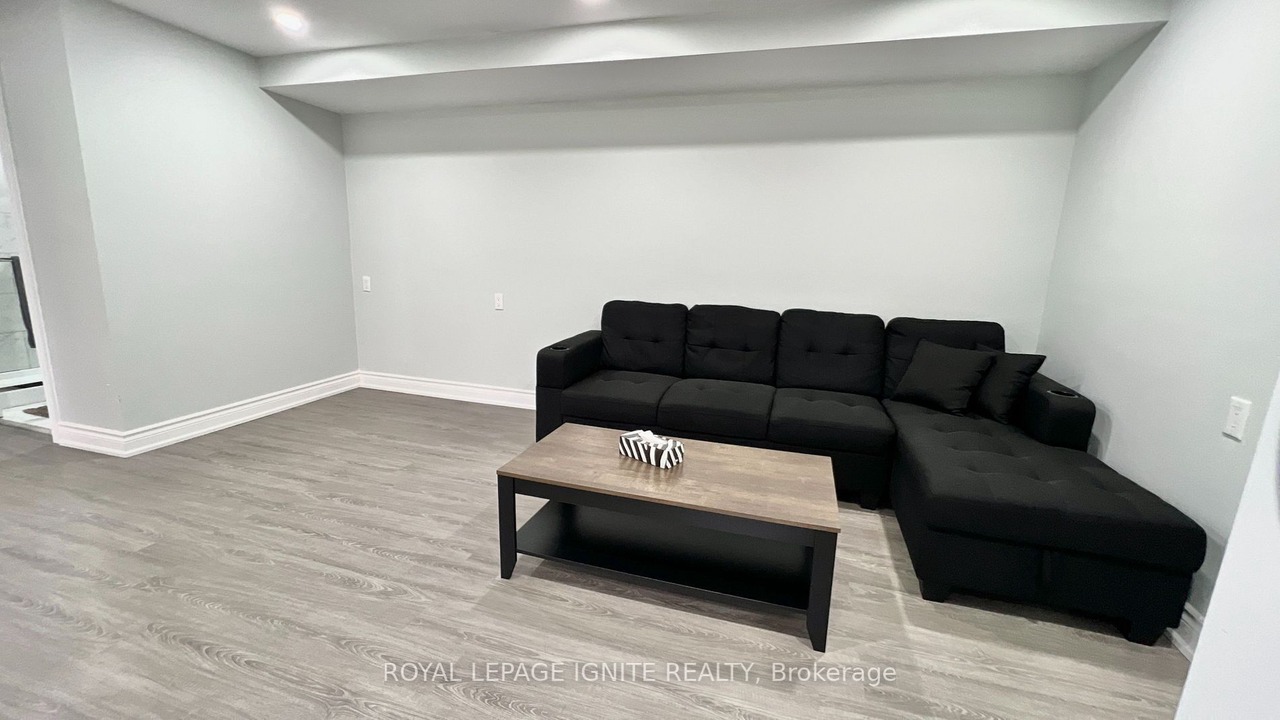 Photo of Livingroom in Wiarton