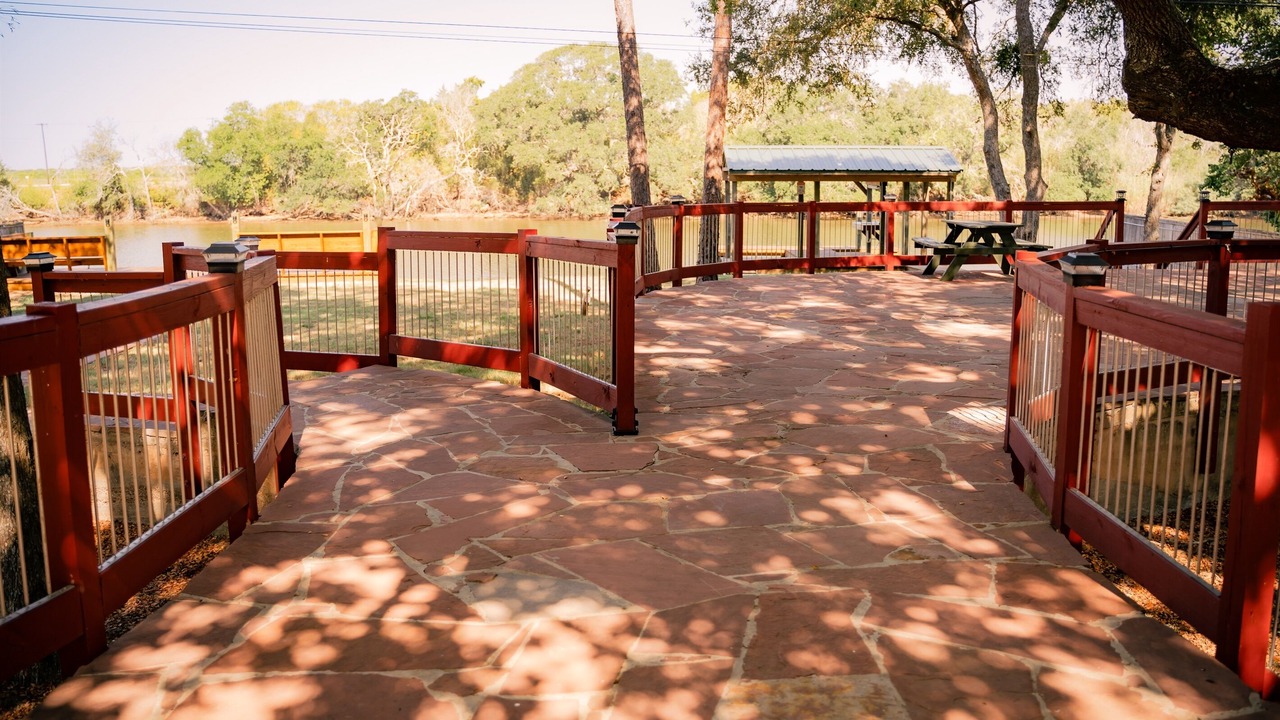Photo of Outdoor in Cedar Lane