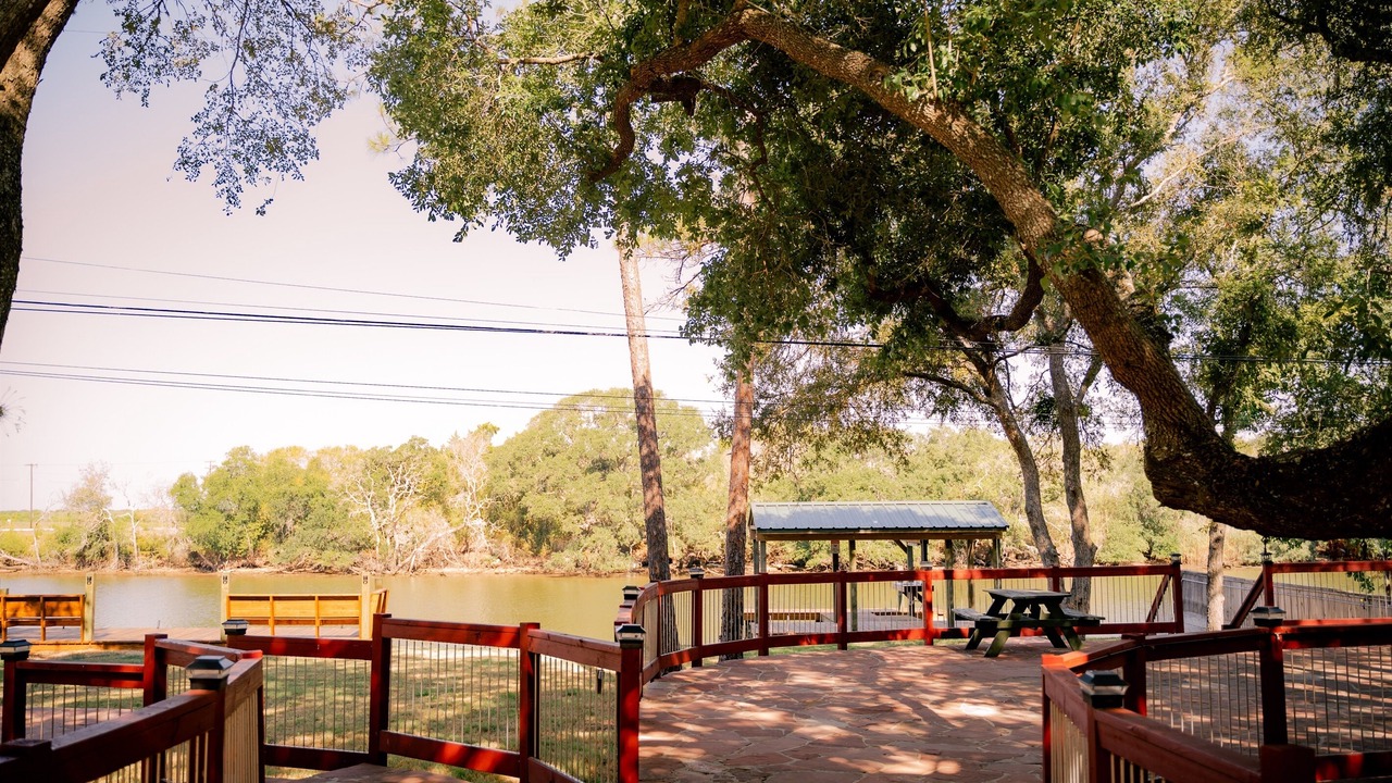 Photo of Outdoor in Cedar Lane