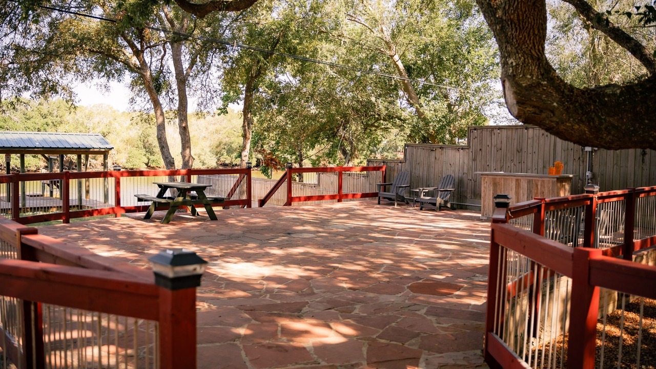 Photo of Patio Balcony in Cedar Lane