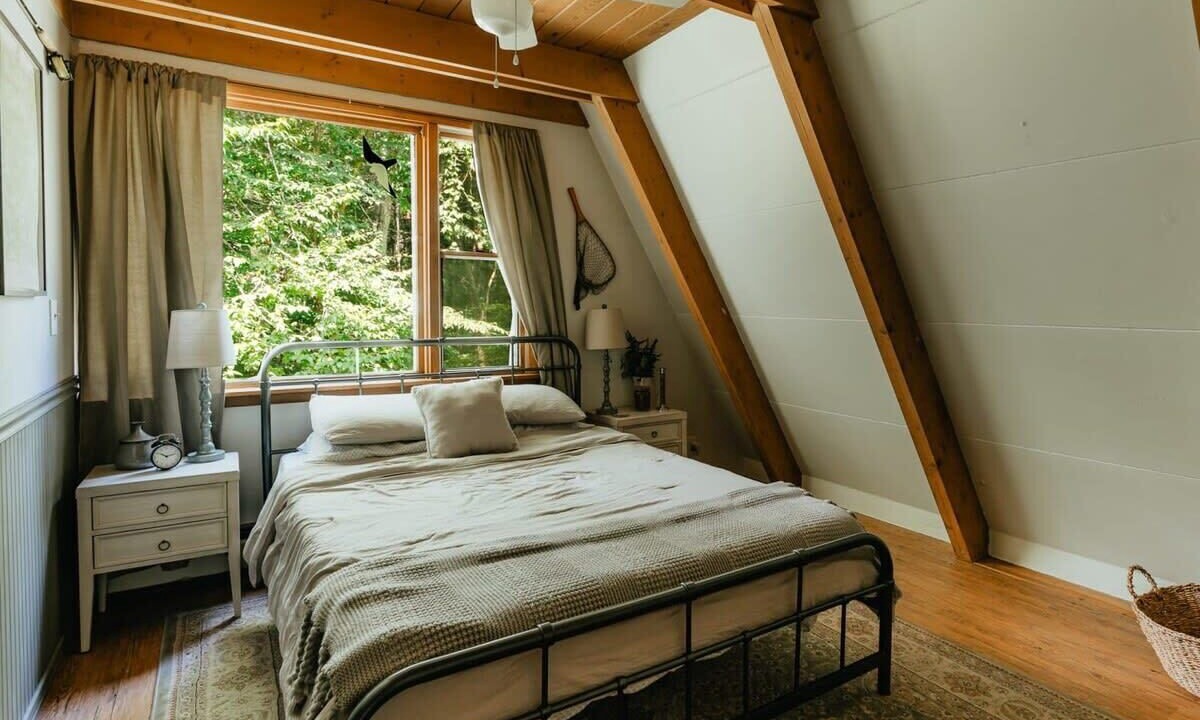 Photo of Bedroom in Equinunk