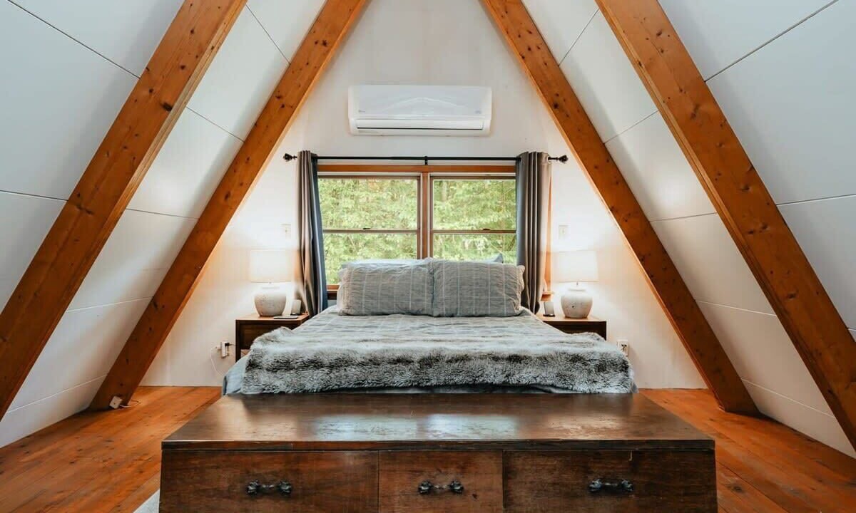 Photo of Bedroom in Equinunk