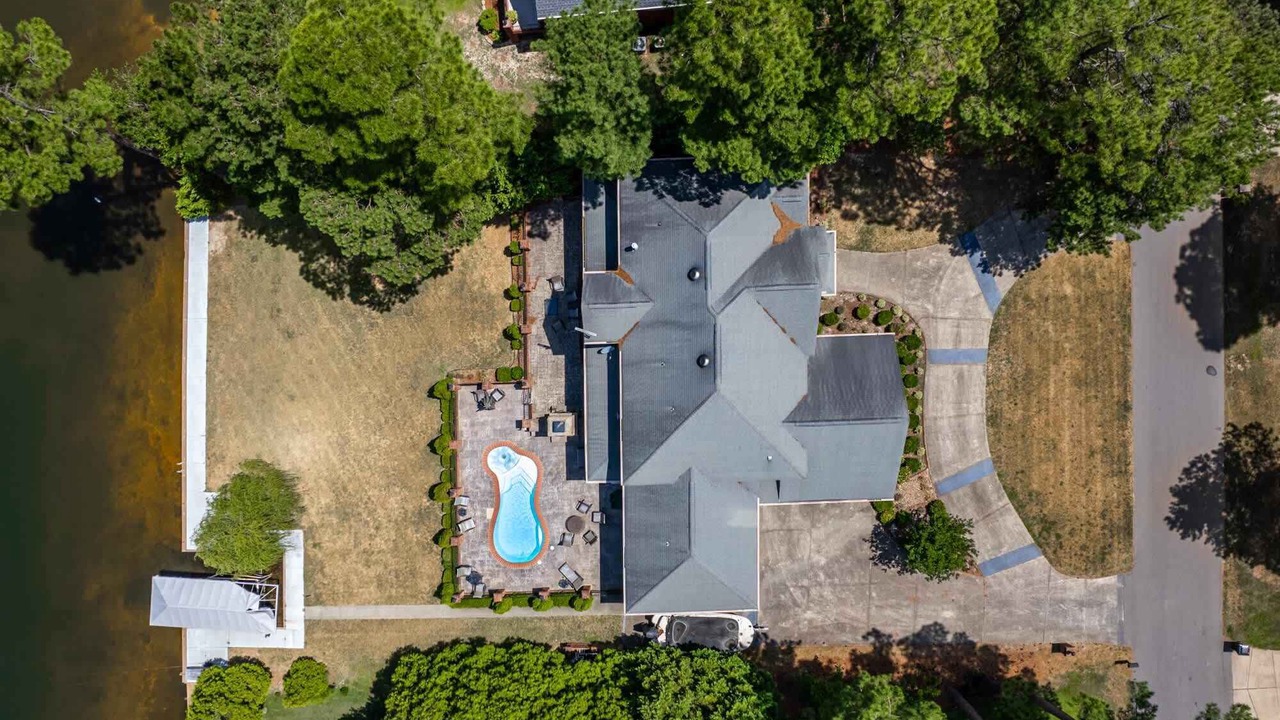 Photo of Outdoor in Olivia