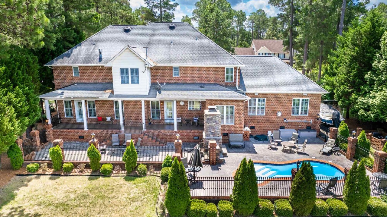 Photo of Outdoor in Olivia