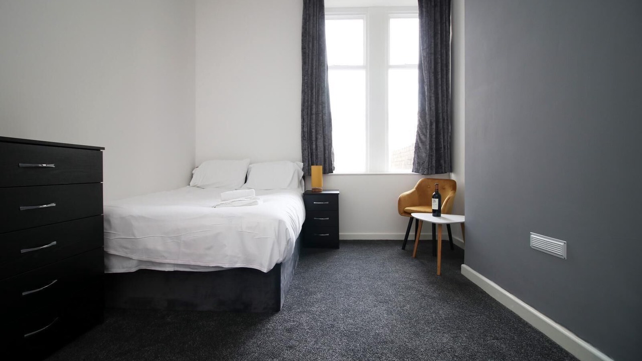 Photo of Bedroom in Newport