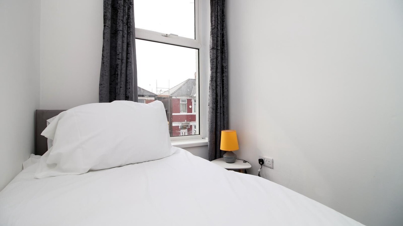 Photo of Bedroom in Newport