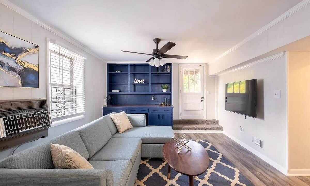Photo of Livingroom in New Castle