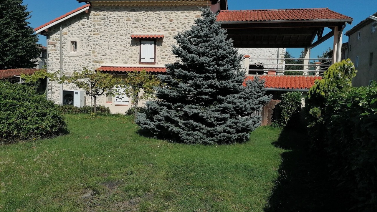 Photo of Outdoor in Crampagna