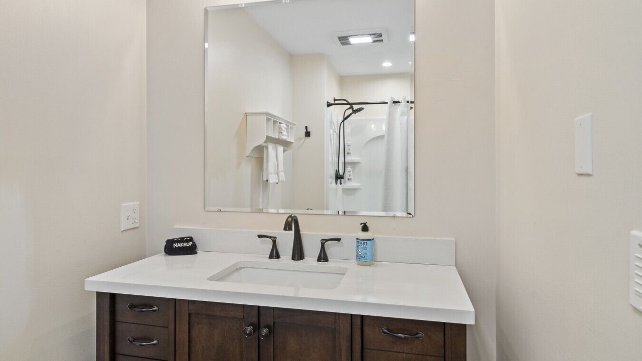 Photo of Bathroom in Boothbay