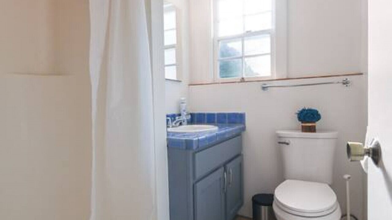 Photo of Bathroom in Poets Corner