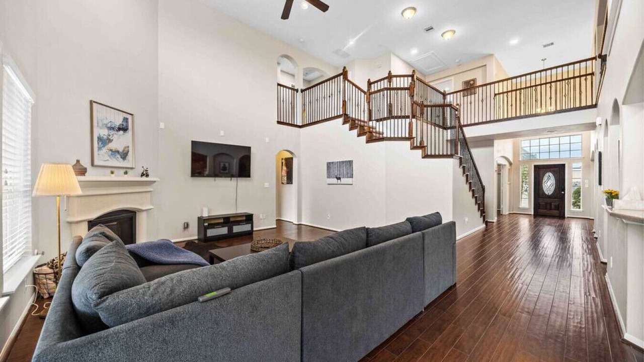 Photo of Livingroom in Deer Park