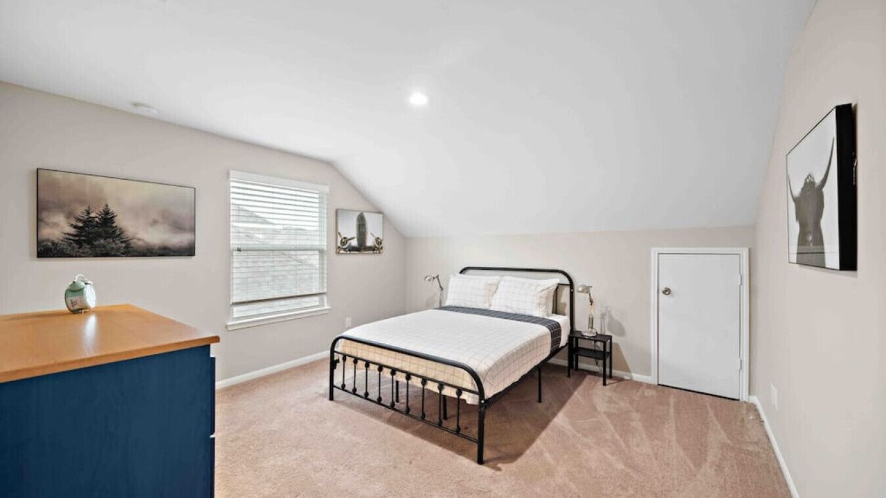 Photo of Bedroom in Deer Park