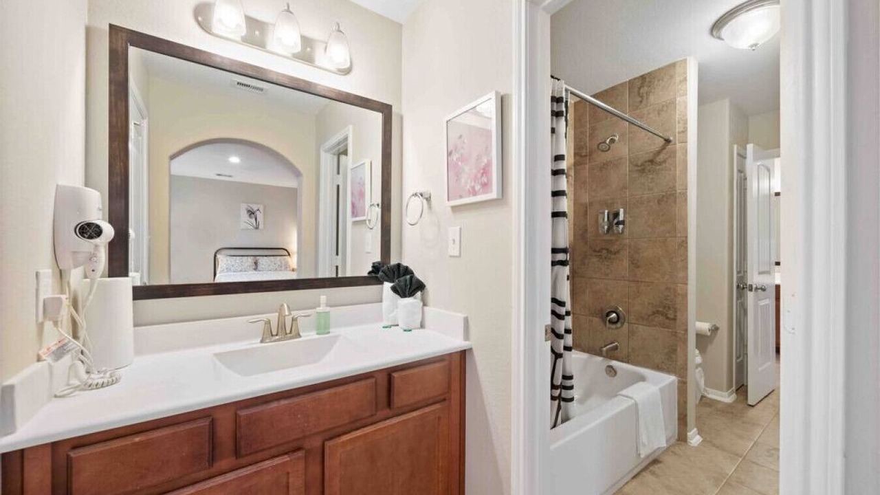 Photo of Bathroom in Deer Park