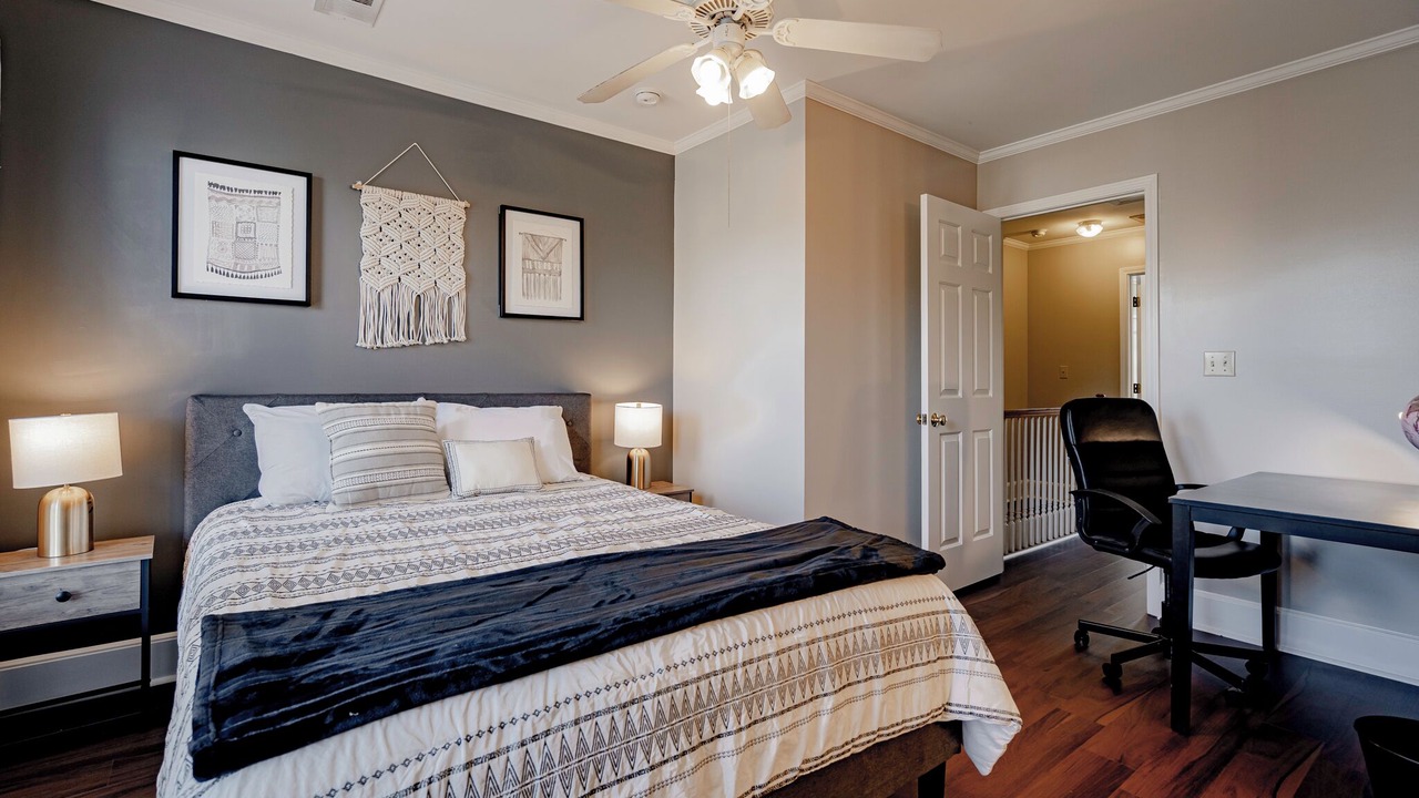 Photo of Bedroom in Rosewood