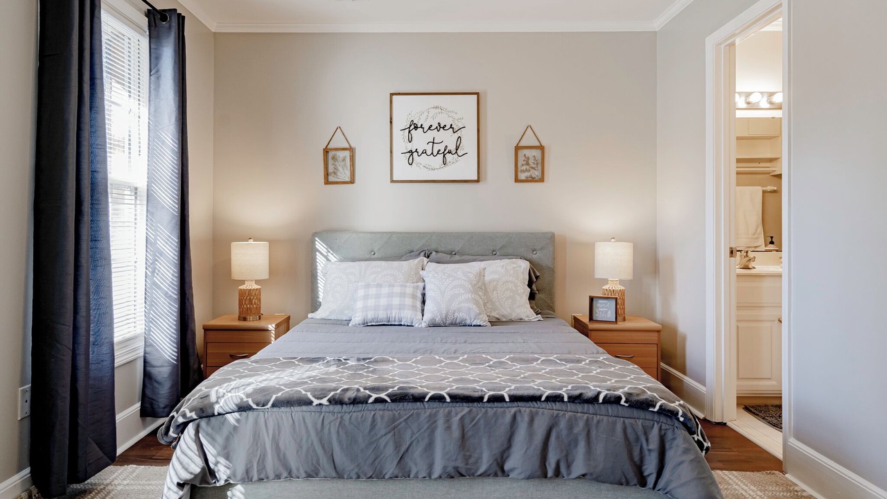 Photo of Bedroom in Rosewood