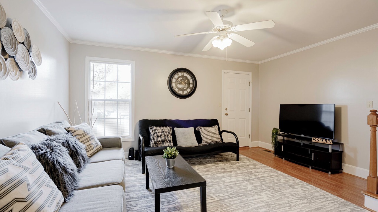 Photo of Livingroom in Rosewood