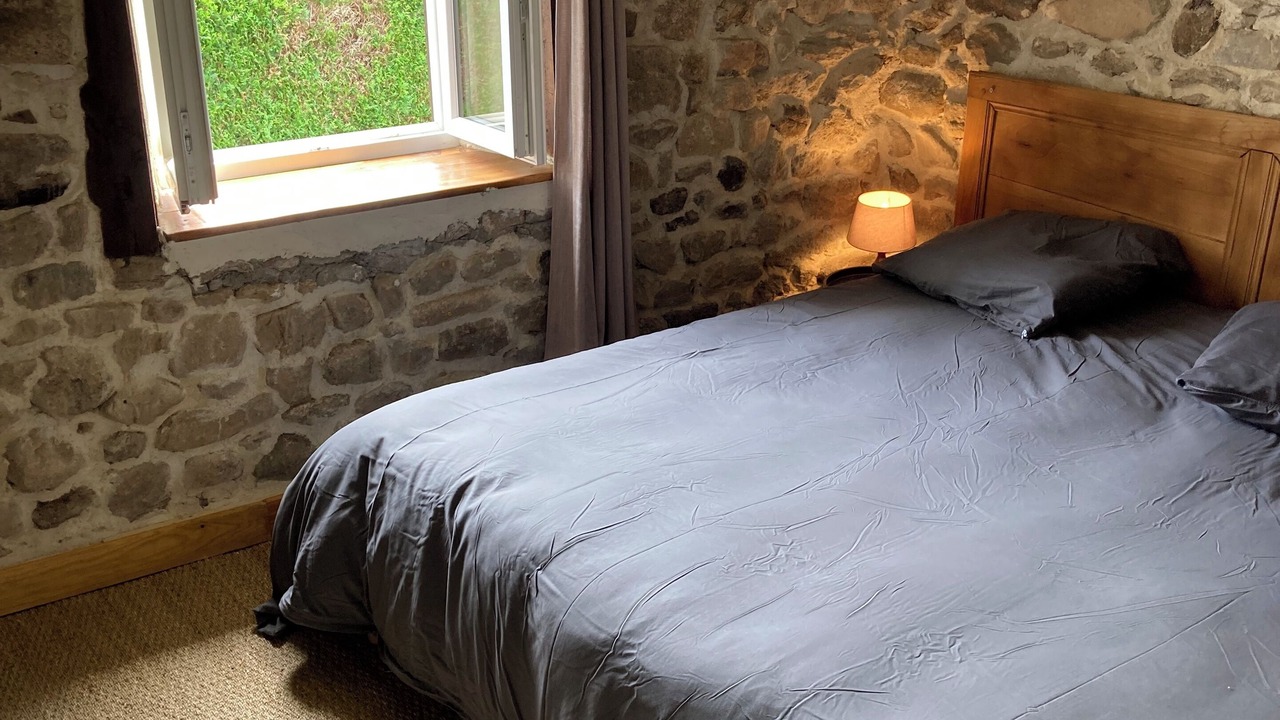 Photo of Bedroom in Job