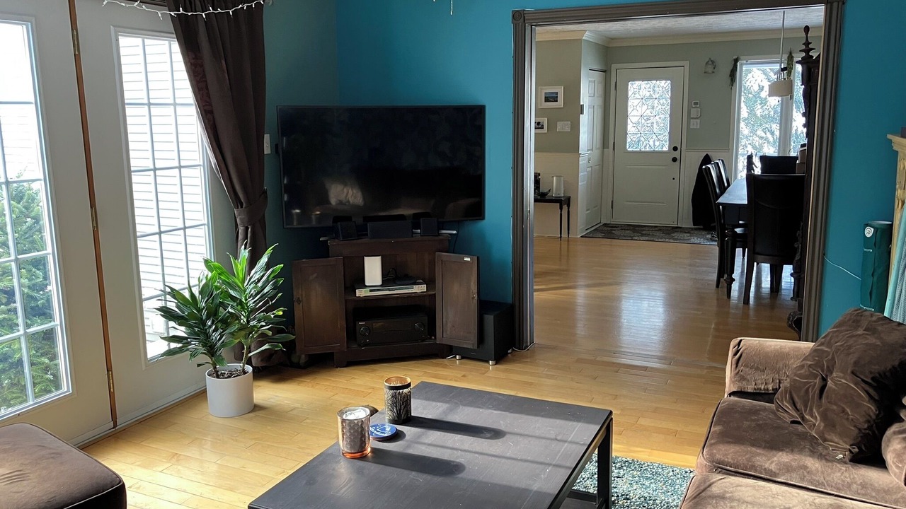 Photo of Livingroom in Sherbrooke
