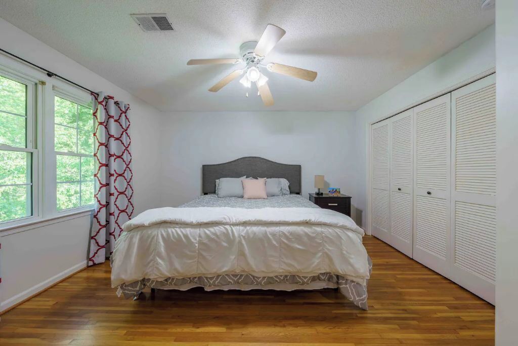Photo of Bedroom in Stone Mountain
