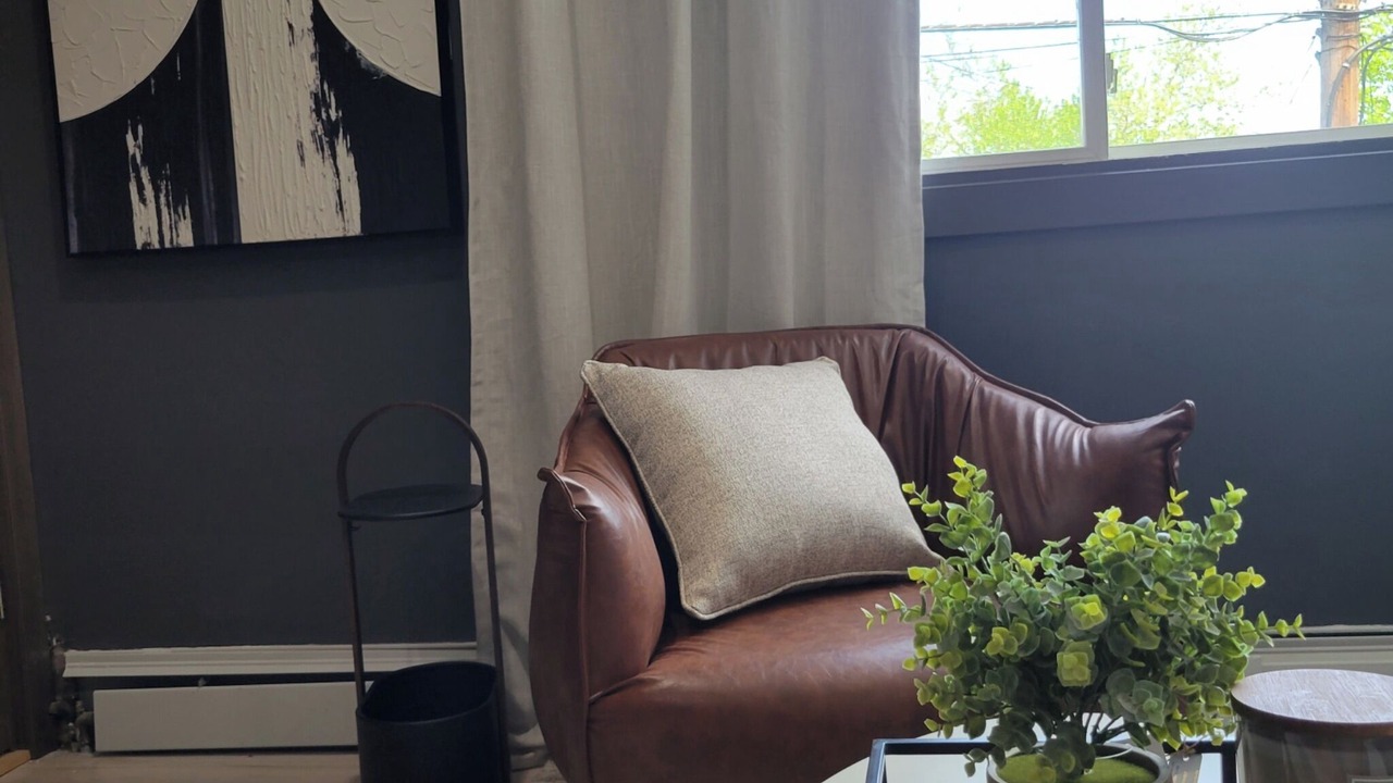 Photo of Livingroom in Uniondale