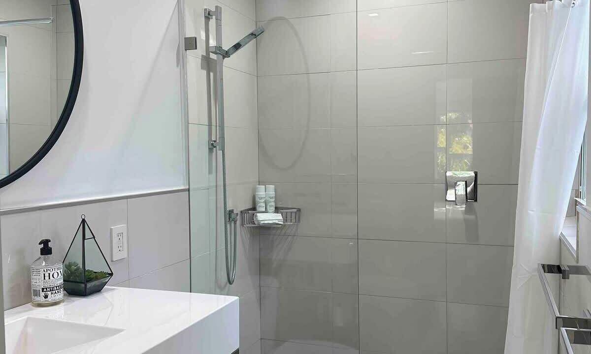 Photo of Bathroom in Lake Ridge