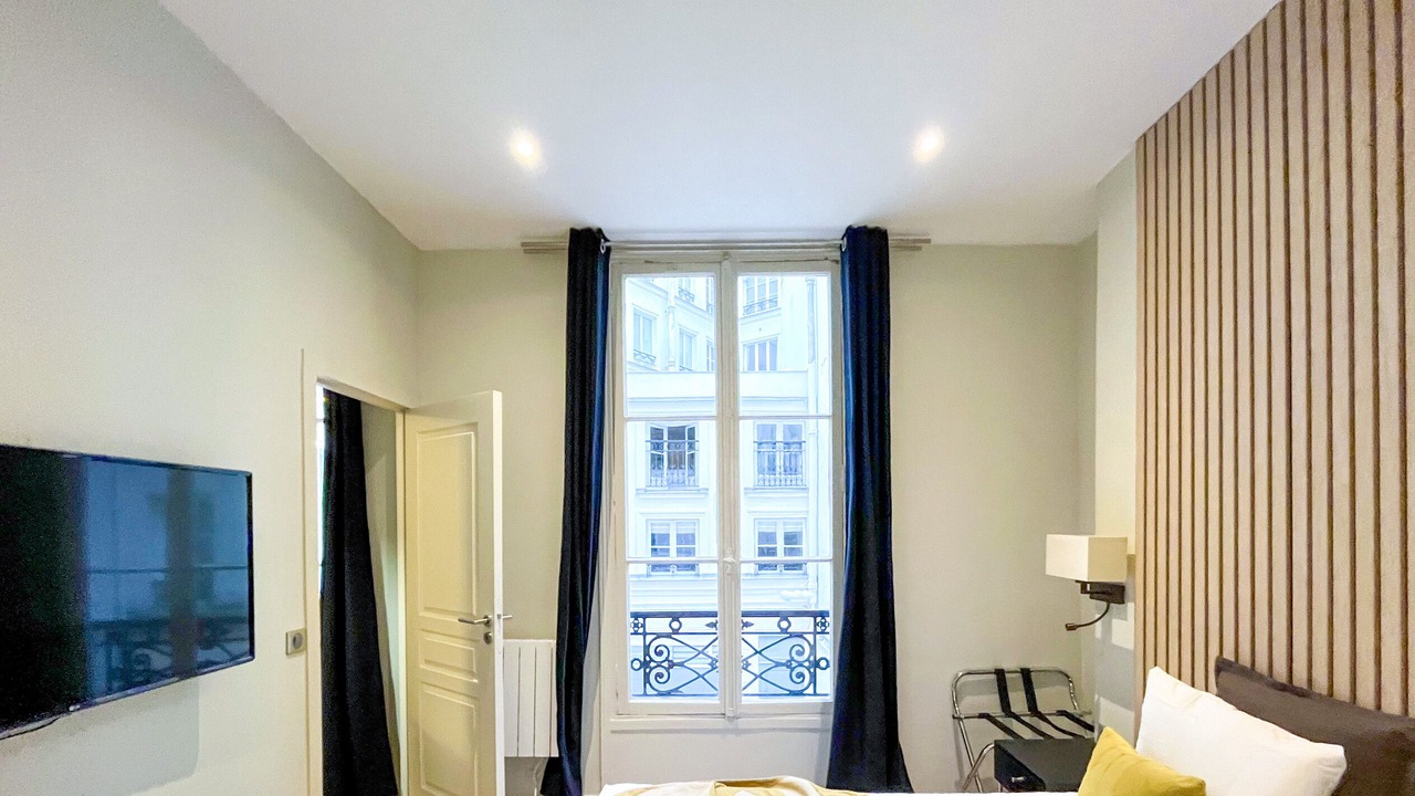 Photo of Others in 8th Arrondissement