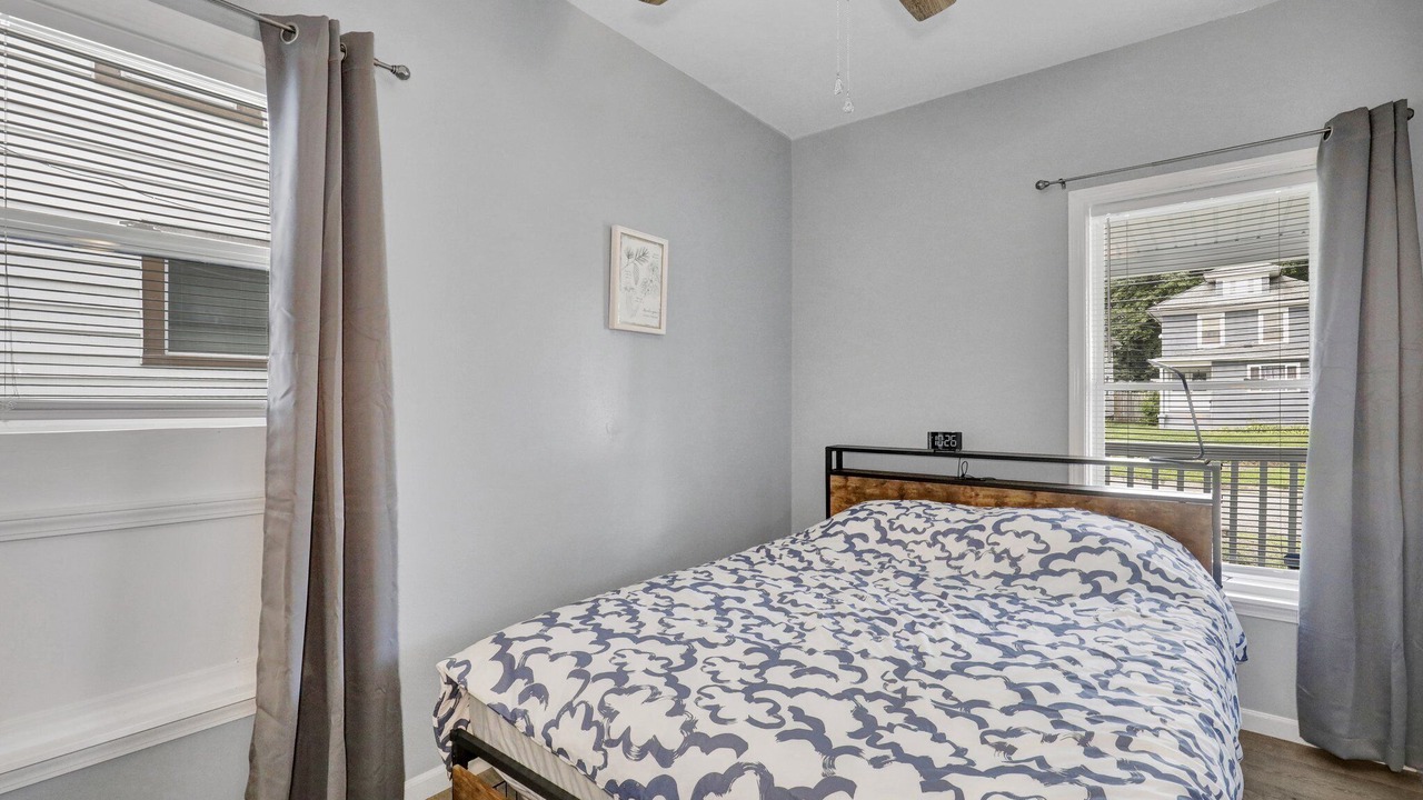 Photo of Bedroom in Lansing