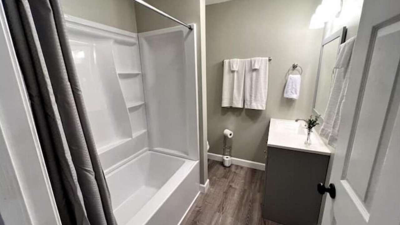 Photo of Bathroom in Roebuck