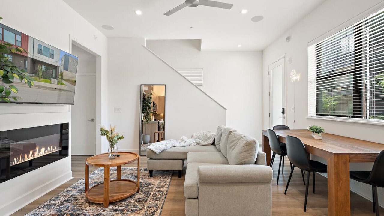 Photo of Livingroom in Cedars