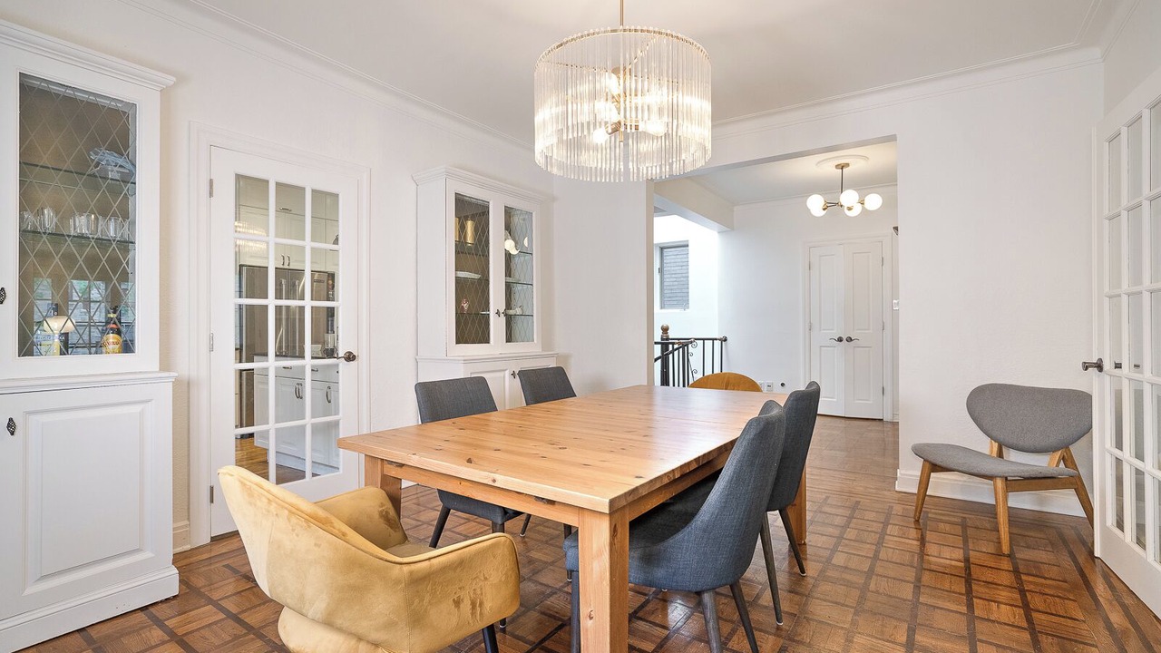 Photo of Others in Cote-Des-Neiges—Notre-Dame-De-Grace