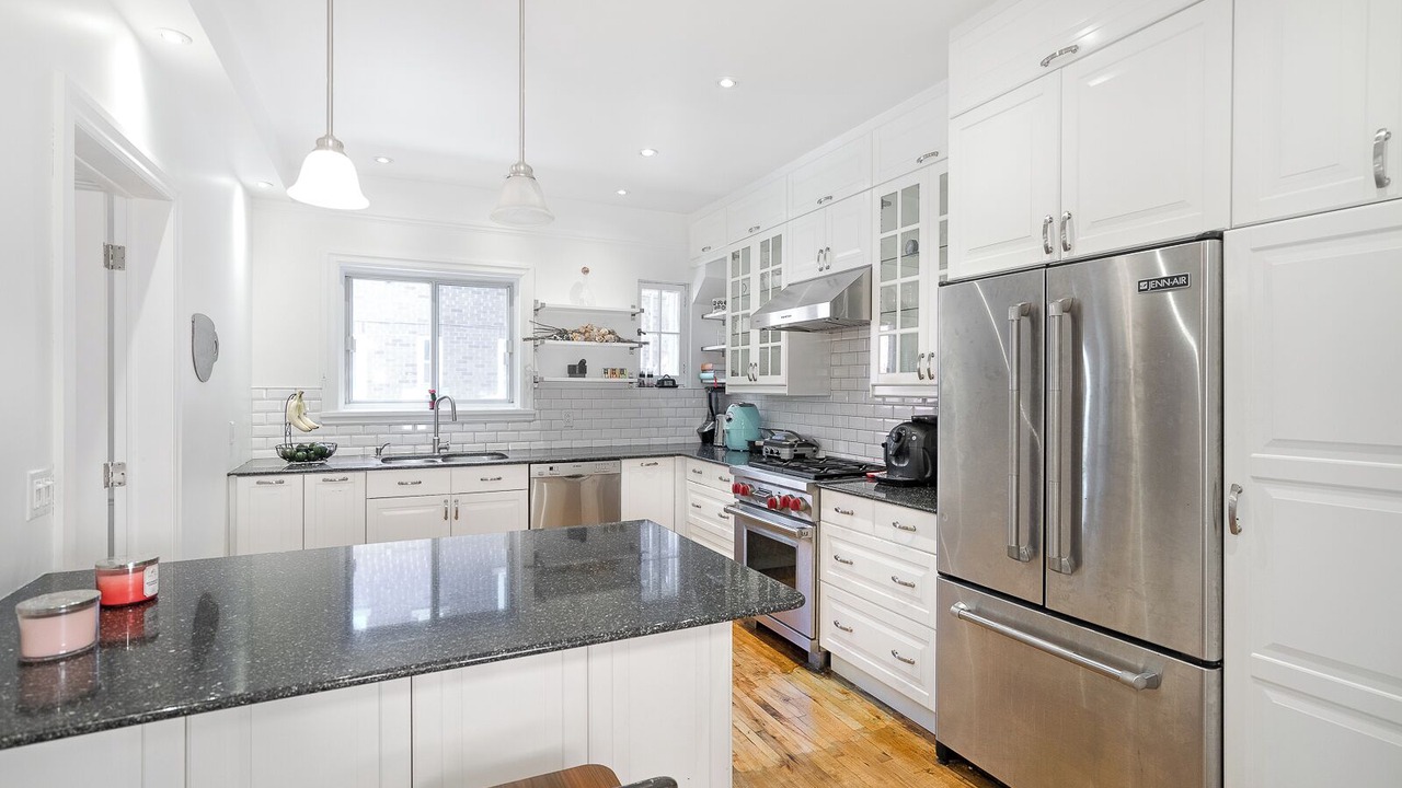 Photo of Kitchen in Cote-Des-Neiges—Notre-Dame-De-Grace
