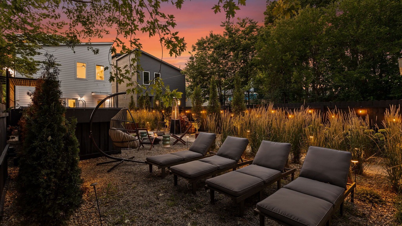 Photo of Patio Balcony in Fountain Square