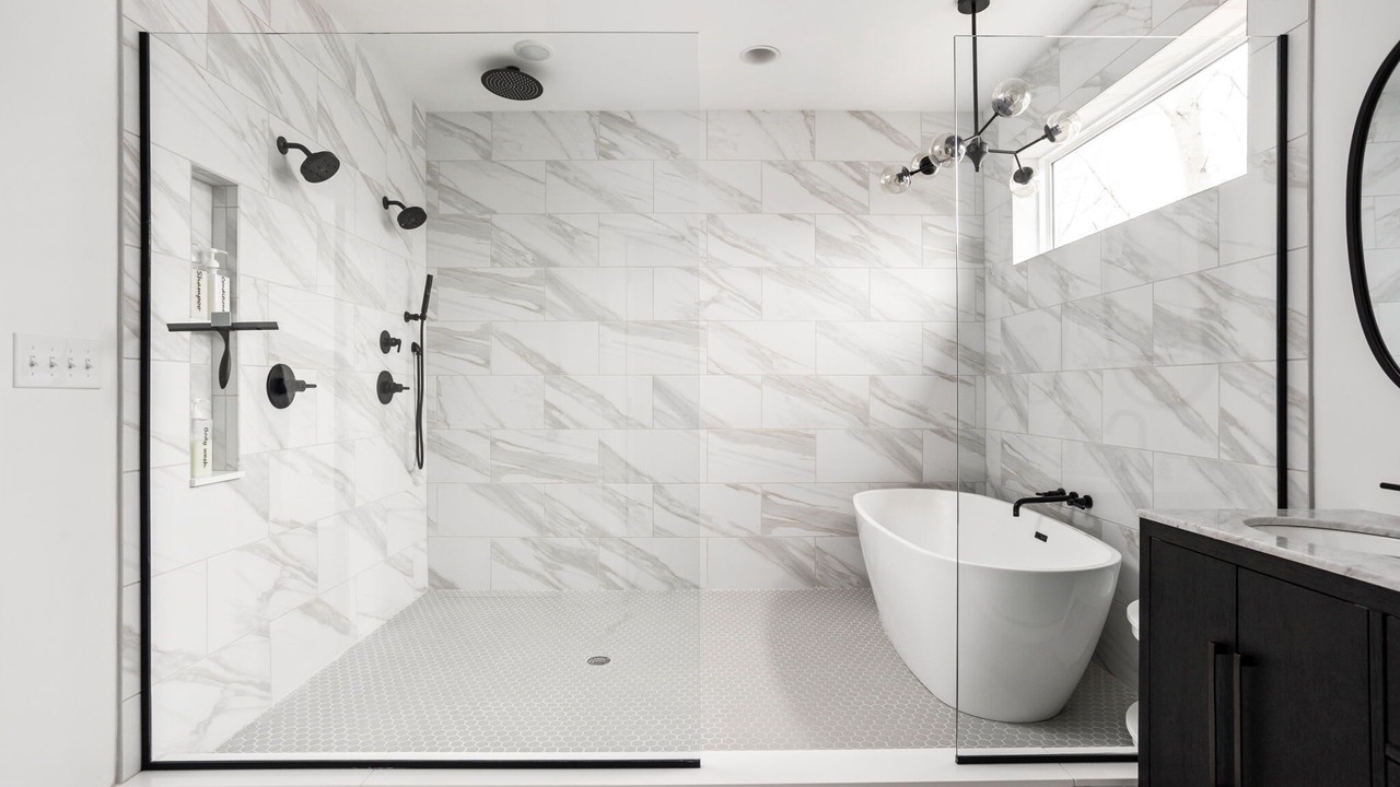 Photo of Bathroom in Fountain Square