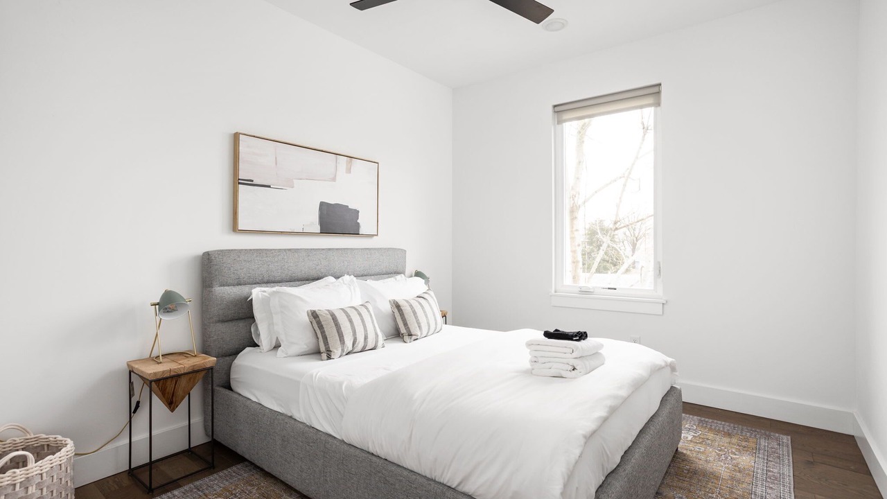 Photo of Bedroom in Fountain Square