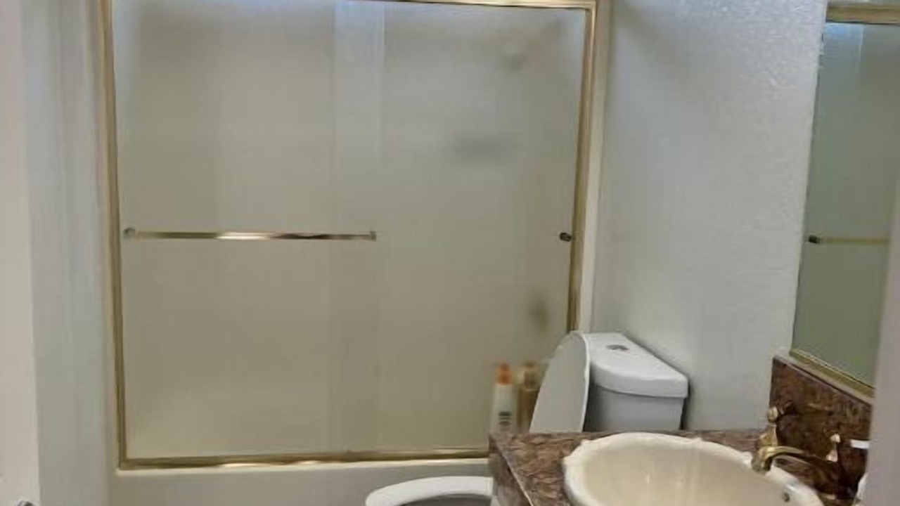 Photo of Bathroom in Discovery Bay
