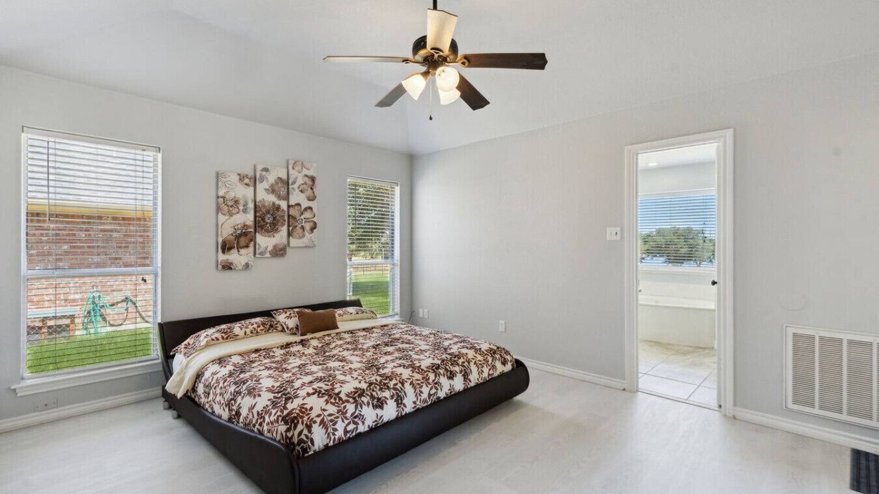 Photo of Bedroom in Kemp