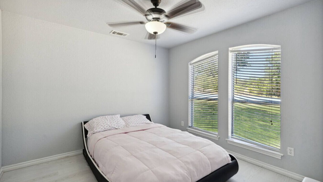 Photo of Bedroom in Kemp