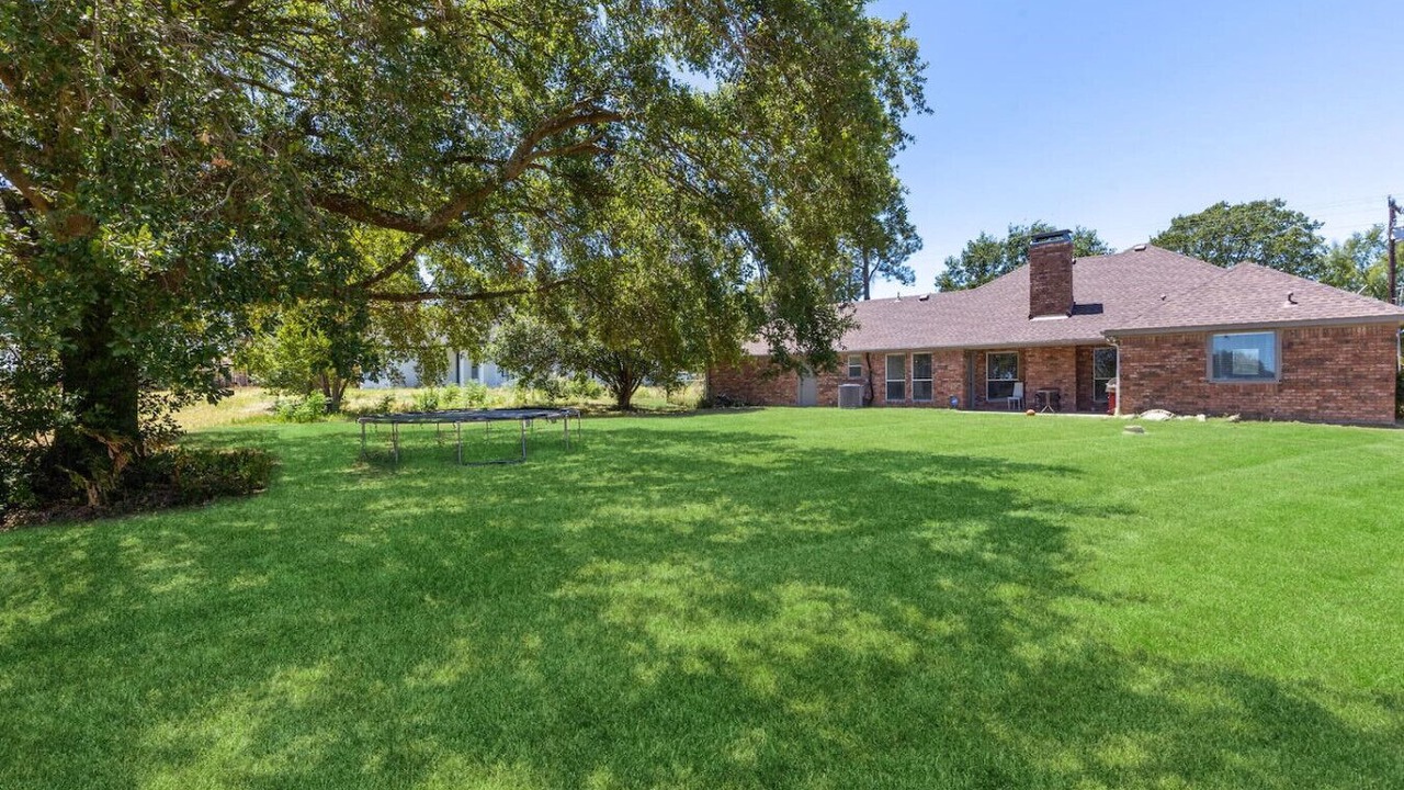 Photo of Outdoor in Kemp