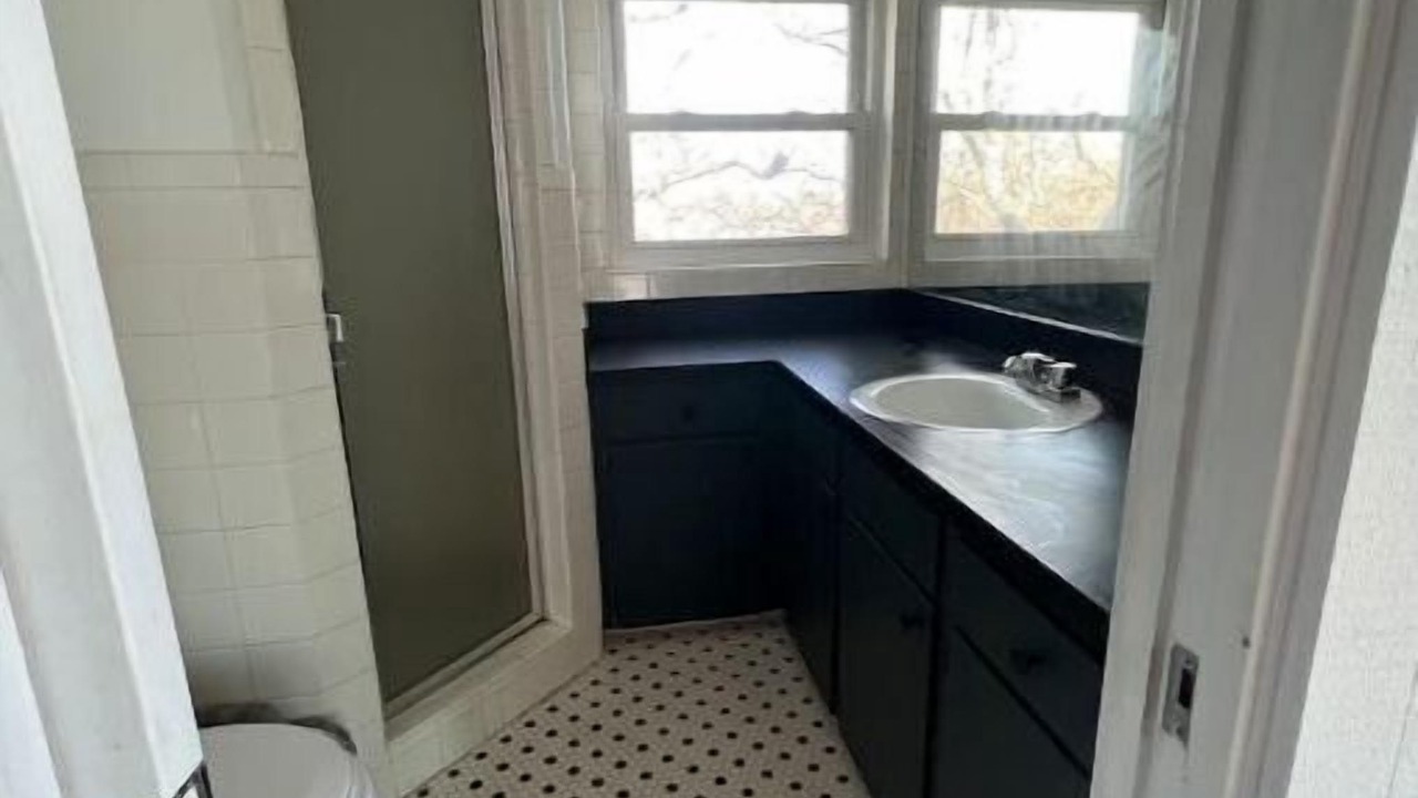 Photo of Bathroom in Cisco