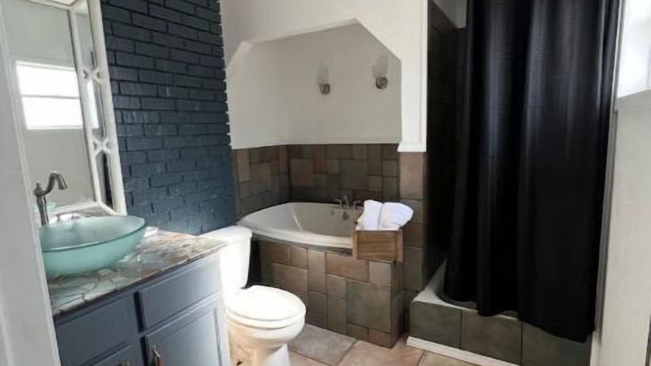 Photo of Bathroom in Cisco