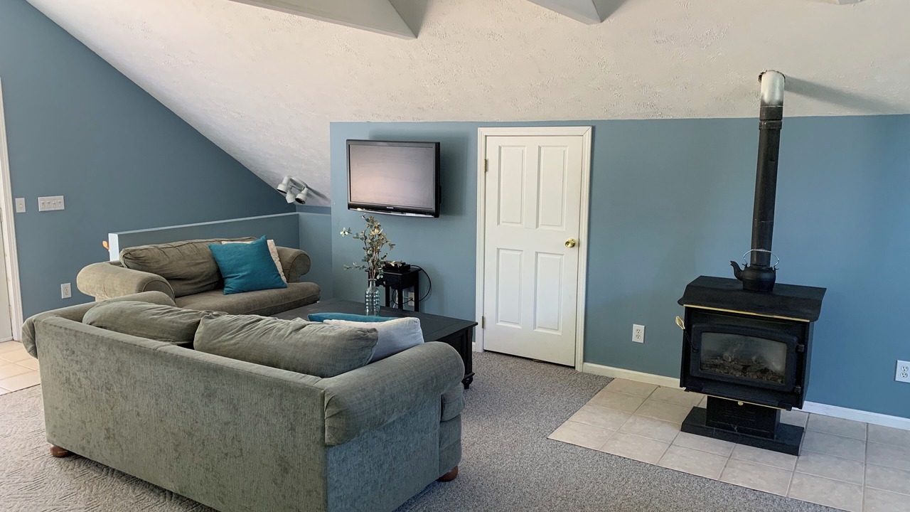 Photo of Livingroom in Otego