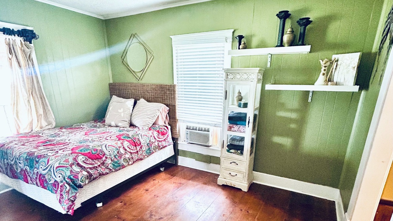 Photo of Bedroom in Sayre