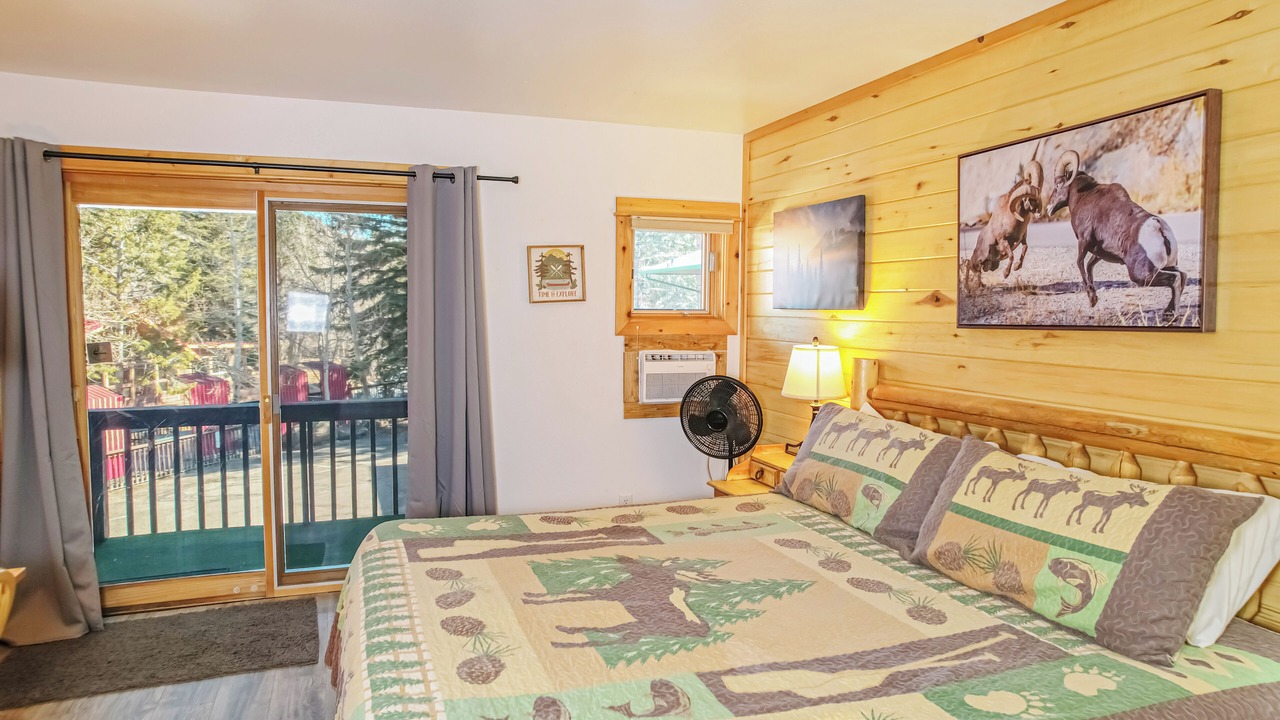 Photo of Bedroom in Estes Park