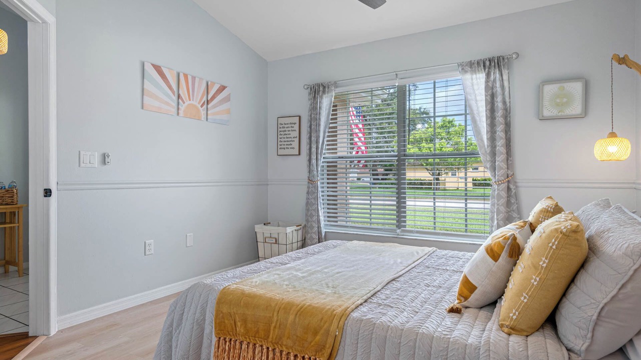 Photo of Bedroom in Oldsmar